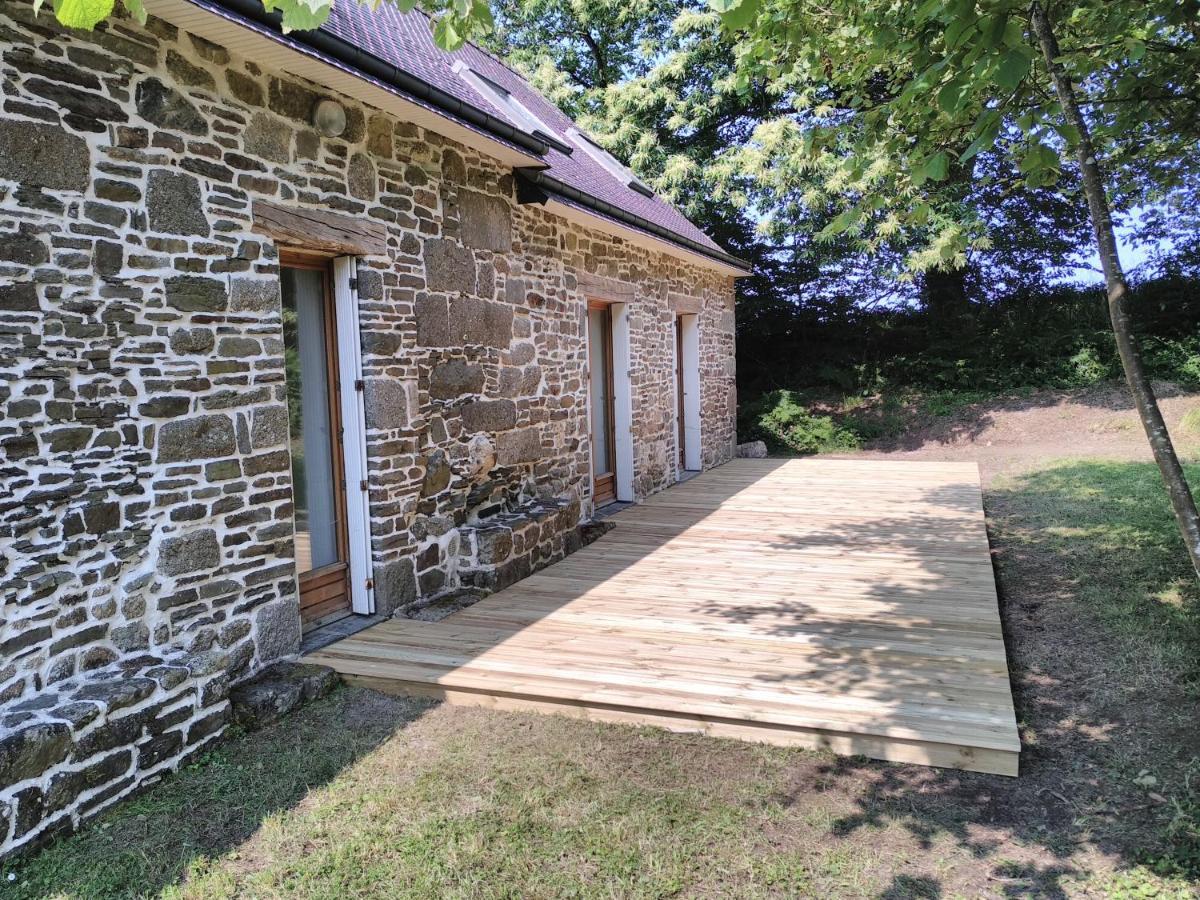 Le Botcol Villa Plouguernevel Exterior photo