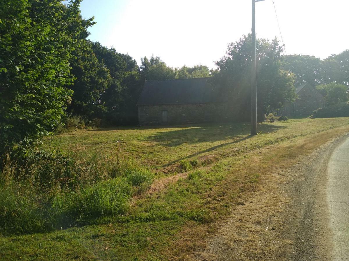 Le Botcol Villa Plouguernevel Exterior photo